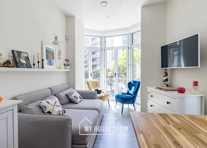 Myhousespain - Piso En El Puerto De Gijon