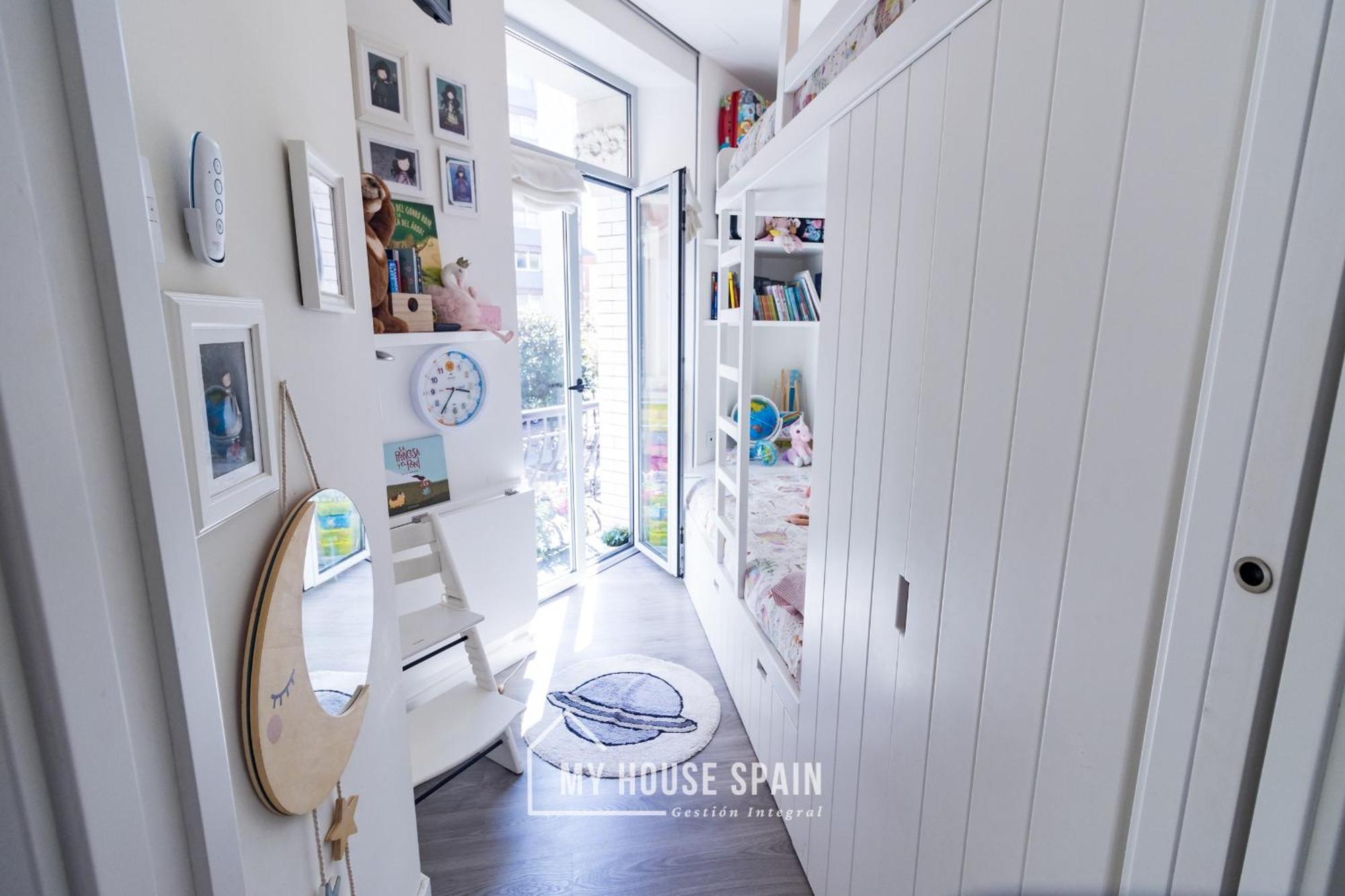 Myhousespain - Piso En El Puerto De Gijon